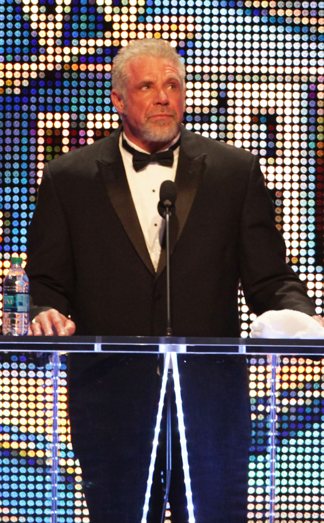 Pro Wrestling - James Hellwig The Ultimate Warrior Pro Wrestling - James Hellwig The Ultimate Warrior